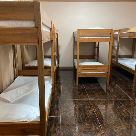Eden Travellers Lodge Пуэрто-Принцеса Экстерьер фото