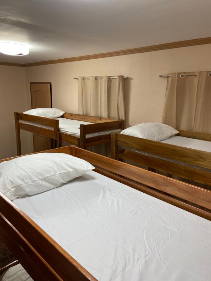 Eden Travellers Lodge Пуэрто-Принцеса Экстерьер фото